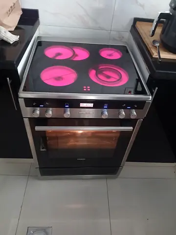 Siemens four burner cooker electric ceramic 60cm