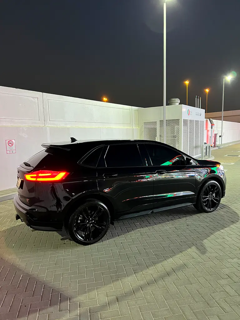 Ford Edge 2021 — photo 1 of 7