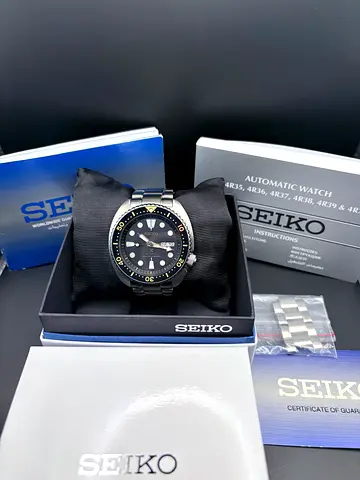 Mint Seiko Diver — Full Set  (Original Seiko Prospex Divers)