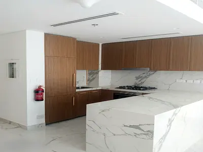 POOL VIEW | MODERN 1BR | HIGH YIELD