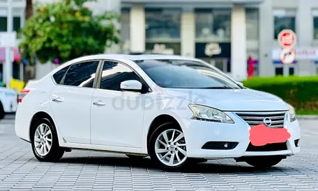 Nissan Sentra 2015 SL 1.8 Auto | Sun Roof | Cruise Control | Alloy Rims | KM 160,000 | GCC Specs |