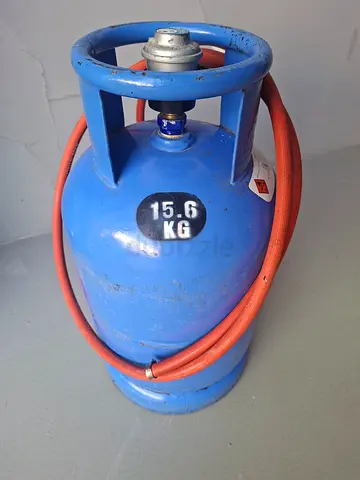 15 kg LPG Gas Cylinder with Hose - Good Working Condition