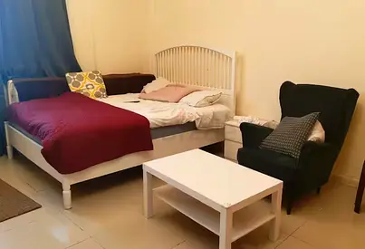 Single room for sharing for Executive Bachelors or couples