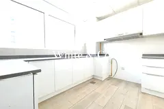 Unfurnished | Park View | Vacant