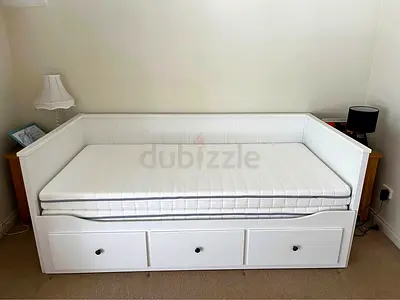Ikea White Hemnes Daybed with Ikea Mattress