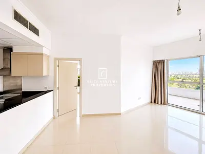 MOTIVATED SELLER | SPACIOS LAYOUT | PRIME LOCATION