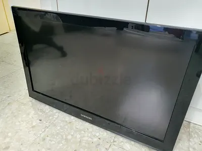 Samsung 32-inch LCD TV - Good Working Condition (negotiable)