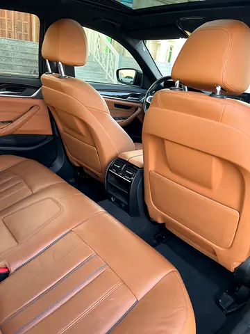 صورة مصغرة 12 لـ 2019 BMW 5-SERIES