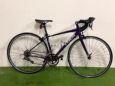 Trek Road Bike – Excellent Condition – 47cm Small Frame – Shimano Claris
