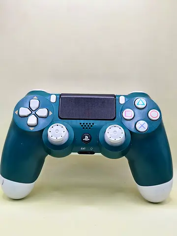PS4 CONTROLLERS