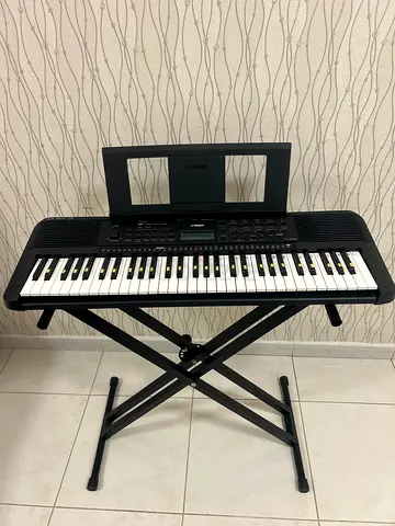 piano keyboard