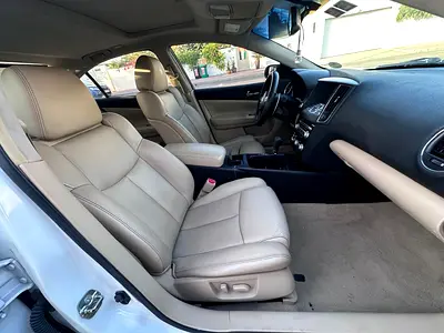 2014 Nissan MAXIMA 照片 9