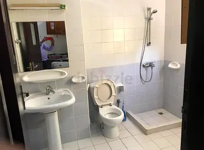 Studio Rooms Available In Satwa All Included
