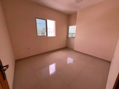 تشطيبات جديدة وعصرية نظام التكييف والتبريد مركزي موقع حيوي وخدمي طوال اليوم _ سكن عائلات _ صيانه فري