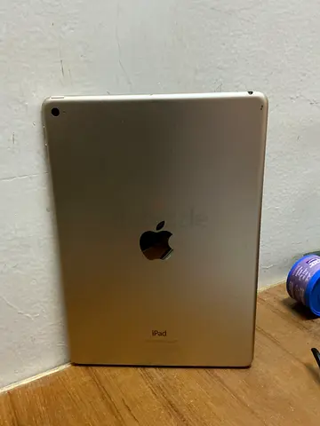 iPad Air 2 16 gig of memory