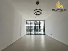 VERY SPACIOUS//READY TO MOVE//PRIME LOCATION