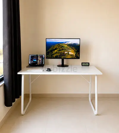 IKEA HUVUDSPELARE Gaming / Office Desk White 140x80 cm