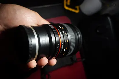 Samyang Rokinon F1.4 : 50mm MF E mount lens for Sony