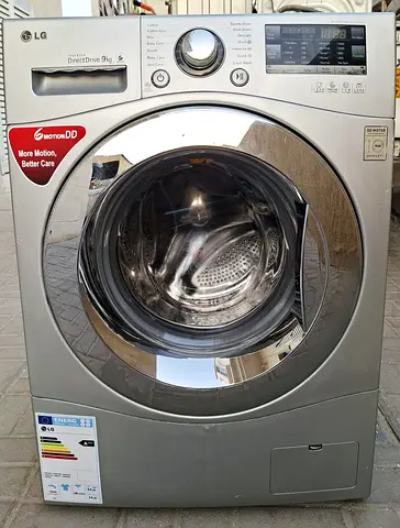 Its LG 9kg, working properly, direct drive washing machine