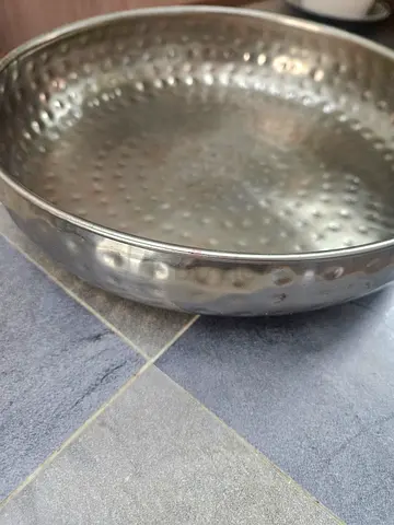 Home Centre / Silver / Centre piece