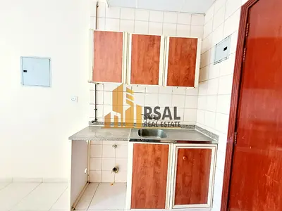 Studio apartment with spacious bathroom and kitchen