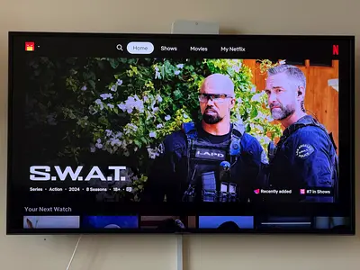 43-inch Samsung 4K Smart TV wall-mounted, good working condition