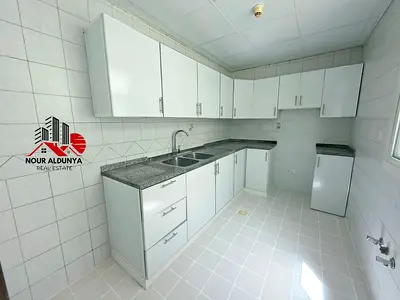 FRONT OF METRO. SPECIOUS 3BHK. BALCONY. FREE PARKING. FAMILY ONLY