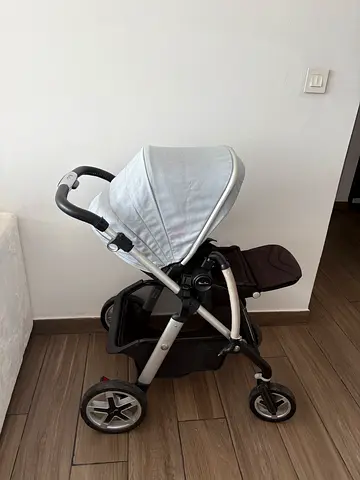 Stroller for sale - 300 AED