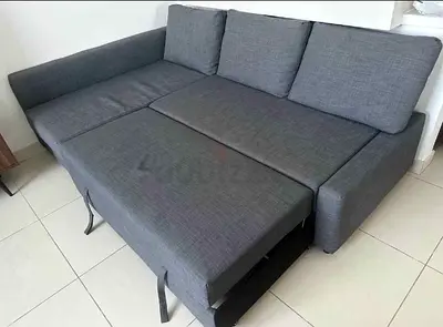 Comfortable Gray Pull-Out Sofa Bed