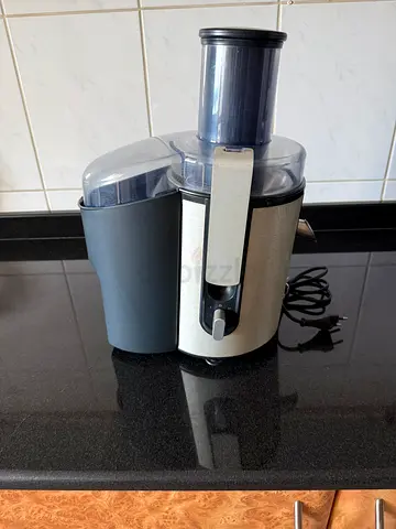 Philips centrifugal juicer - works well, used condition