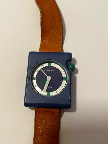 Vintage Square Dial Quartz Wristwatch with Leather Strap