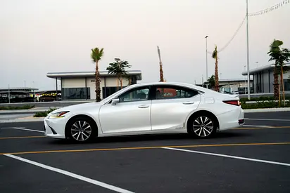 2021 Lexus ES-SERIES — фото 5