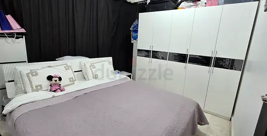 Full master bedrrom set includes 180cm bed, closet, dressing and 6 drawers - good condition
