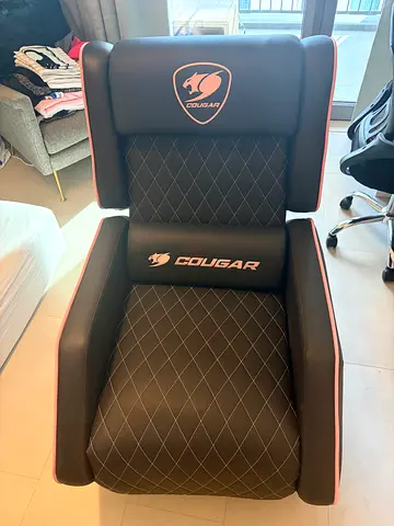 Gaming chair