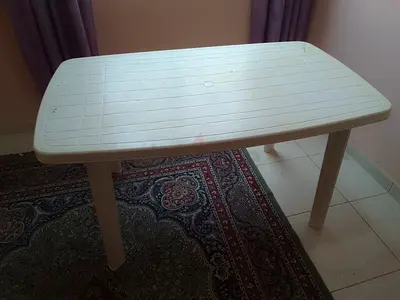 White Outdoor/Patio Plastic Dining Table - Good Condition