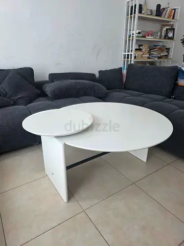 Set of 2 Modern White Nesting Coffee Tables