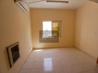Lavish studio full family building near to Jim's school