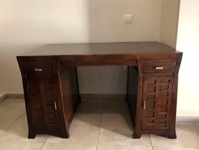 Solid wooden desk