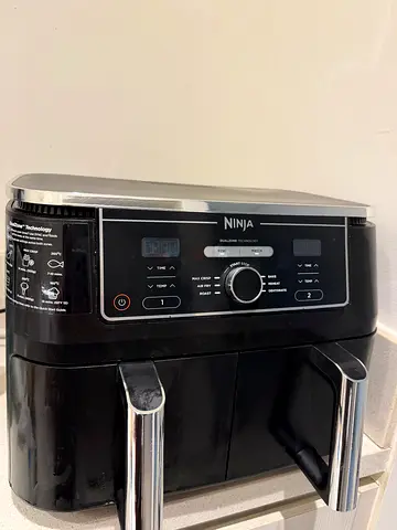 Ninja Air Fryer (Used) - Compact Multi-Cooker