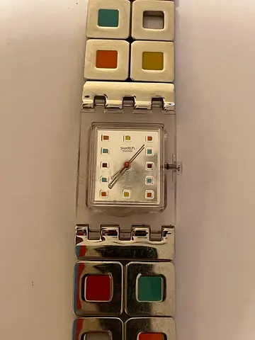 Womens colorful square-link wristwatch with quartz movement