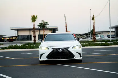2021 Lexus ES-SERIES — фото 3