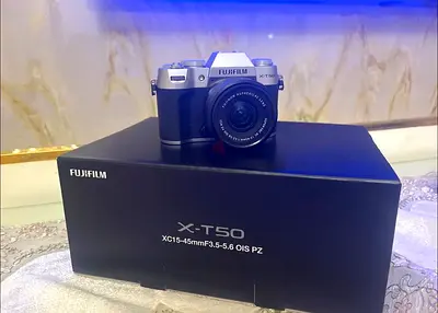 Fujifilm X-T50 Mirrorless Camera with XC15-45mm Lens Kit