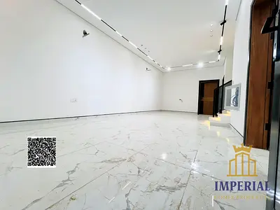 New 5-bedroom townhouse with master bedroom to let