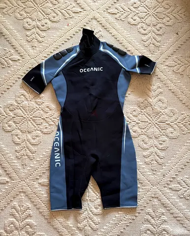Oceanic Shorty Wetsuit (Mens/Ladies) - Good Condition, Size L