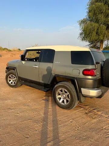 Toyota FJ Cruiser GXR 2018 | GCC Specs | Excellent Condition