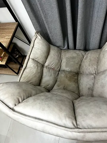 Very used Single sofa for sale 200
