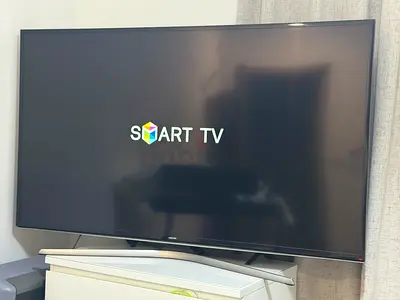 Samsung 60” Smart TV