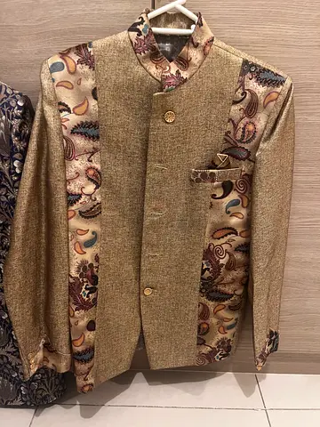 Mens traditional designer beige sherwani-style jacket - size likely L