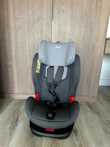 Jikel convertible child car seat - good condition