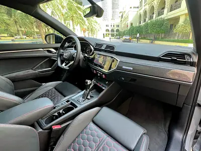 2022 AUDI RS Q3 缩略图 9